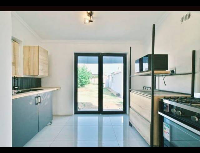 3 BEDROOM HOUSE FOR SALE IN SUNNYRIDGE